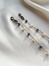 Load image into Gallery viewer, Briļļu ķēdīte ar Pērlēm, Sodalītu