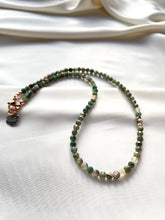 Load image into Gallery viewer, Kaklarota ar Fuksītu