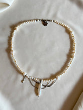 Load image into Gallery viewer, Kaklarota ar Pērlēm