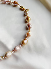 Load image into Gallery viewer, Kaklarota ar Pērlēm