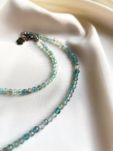 Load image into Gallery viewer, Kaklarota ar Apatītu