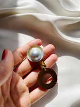 Load image into Gallery viewer, Piespraude ar Perlamutru