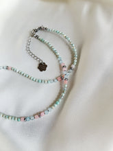 Load image into Gallery viewer, Kaklarota ar Jašmu, Opālu, Topāzu