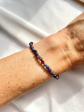 Load image into Gallery viewer, Rokassprādze ar Korundu