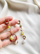 Load image into Gallery viewer, Asimetriski auskari ar Opālu