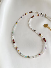 Load image into Gallery viewer, Kaklarota ar Akmeņu MIX