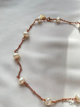 Load image into Gallery viewer, Kaklarota ar Pērlēm