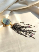 Load image into Gallery viewer, Piespraude ar Fluorītu