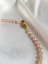 Load image into Gallery viewer, Kaklarota ar Pērlēm