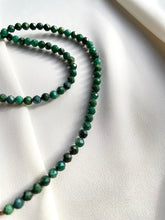 Load image into Gallery viewer, Kaklarota ar Smaragdu