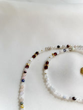 Load image into Gallery viewer, Kaklarota ar Akmeņu MIX