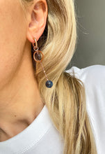 Load image into Gallery viewer, Auskari ar Opālu, Kvarcu