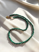 Load image into Gallery viewer, Kaklarota ar Malahītu