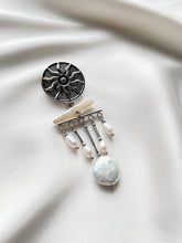 Load image into Gallery viewer, Piespraude ar Pērlēm