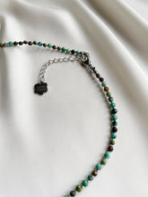 Load image into Gallery viewer, Kaklarota ar Tirkīzu