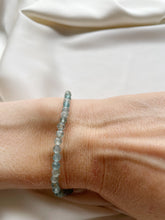 Load image into Gallery viewer, Rokassprādze ar Apatītu