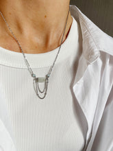 Load image into Gallery viewer, Kaklarota kulons ar Morganītu