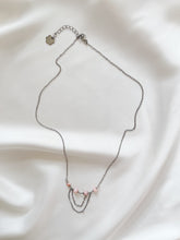 Load image into Gallery viewer, Kaklarota kulons ar Opālu