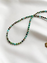 Load image into Gallery viewer, Kaklarota ar Tirkīzu