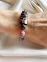 Load image into Gallery viewer, Rokassprādze ar Rodonītu, Obsidiānu, Kvarcu