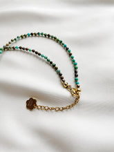 Load image into Gallery viewer, Kaklarota ar Tirkīzu