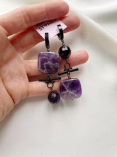 Load image into Gallery viewer, Asimetriski auskari ar Ametistu