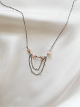 Load image into Gallery viewer, Kaklarota kulons ar Opālu