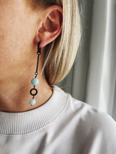 Load image into Gallery viewer, Asimetriski auskari ar Akvamarīnu