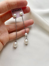 Load image into Gallery viewer, Asimetriski auskari ar Pērlēm