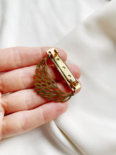 Load image into Gallery viewer, Piespraude ar Akmeņu MIX