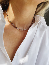 Load image into Gallery viewer, Kaklarota ar Ahātu