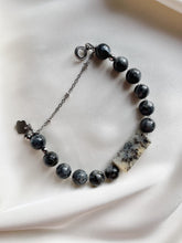 Load image into Gallery viewer, Rokassprādze ar Labradorītu, Opālu