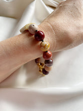 Load image into Gallery viewer, Rokassprādze ar Mokaīts, Opālu, Špineli