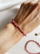 Load image into Gallery viewer, Rokassprādze ar Rodonītu