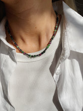 Load image into Gallery viewer, Kaklarota ar Rubīna Coizītu