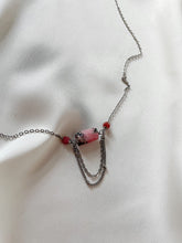 Load image into Gallery viewer, Kaklarota kulons ar Rodonītu