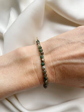 Load image into Gallery viewer, Rokassprādze ar Fuksītu