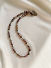 Load image into Gallery viewer, Kaklarota ar Rubīnu