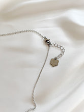 Load image into Gallery viewer, Kaklarota kulons ar Malahītu