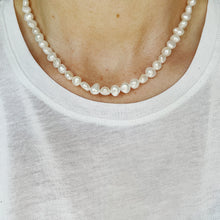 Load image into Gallery viewer, Kaklarota ar Pērlēm