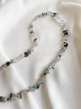 Load image into Gallery viewer, Kaklarota ar Labradorītu