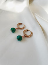 Load image into Gallery viewer, Auskari ar Ahātu