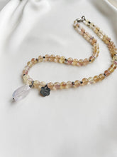 Load image into Gallery viewer, Kaklarota kulons ar Fluorītu