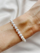 Load image into Gallery viewer, Rokassprādze ar Pērlēm