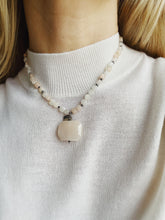 Load image into Gallery viewer, Kaklarota kulons ar Avanturīnu