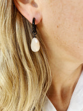 Load image into Gallery viewer, Auskari ar Avanturīnu