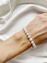 Load image into Gallery viewer, Rokassprādze ar Pērlēm