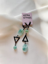 Load image into Gallery viewer, Asimetriski auskari ar Stiklu