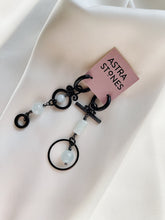 Load image into Gallery viewer, Asimetriski auskari ar Akvamarīnu