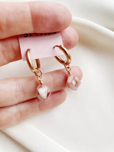 Load image into Gallery viewer, Auskari ar Ahātu